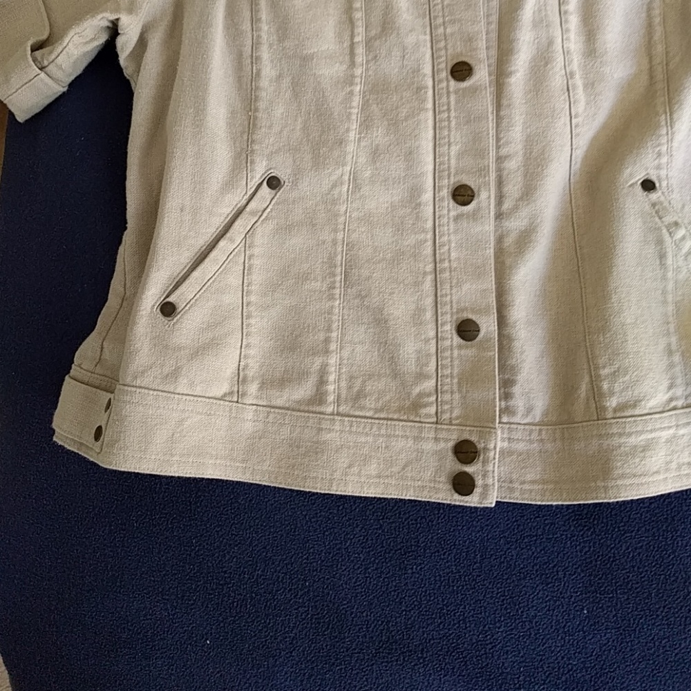 Short linen jacket - Picture 3 of 4